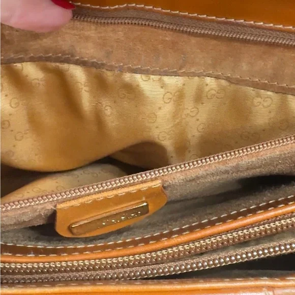Gucci Vintage Saddle Bag - Picture 15 of 15
